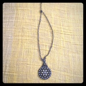 Gorgeous necklace with rhinestones